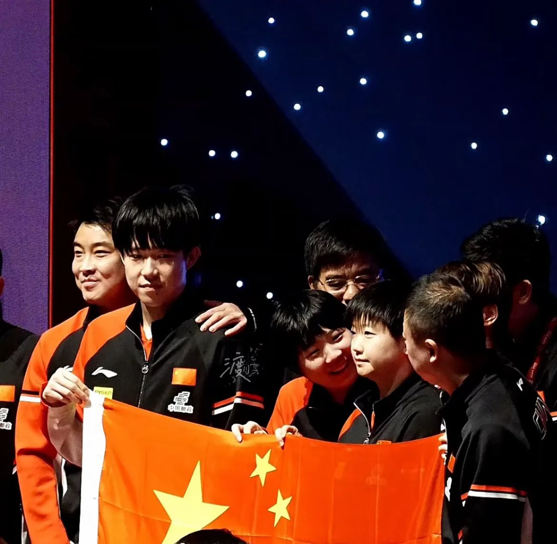 关于轻重量级较量激动人心，中国选手全力以赴的信息