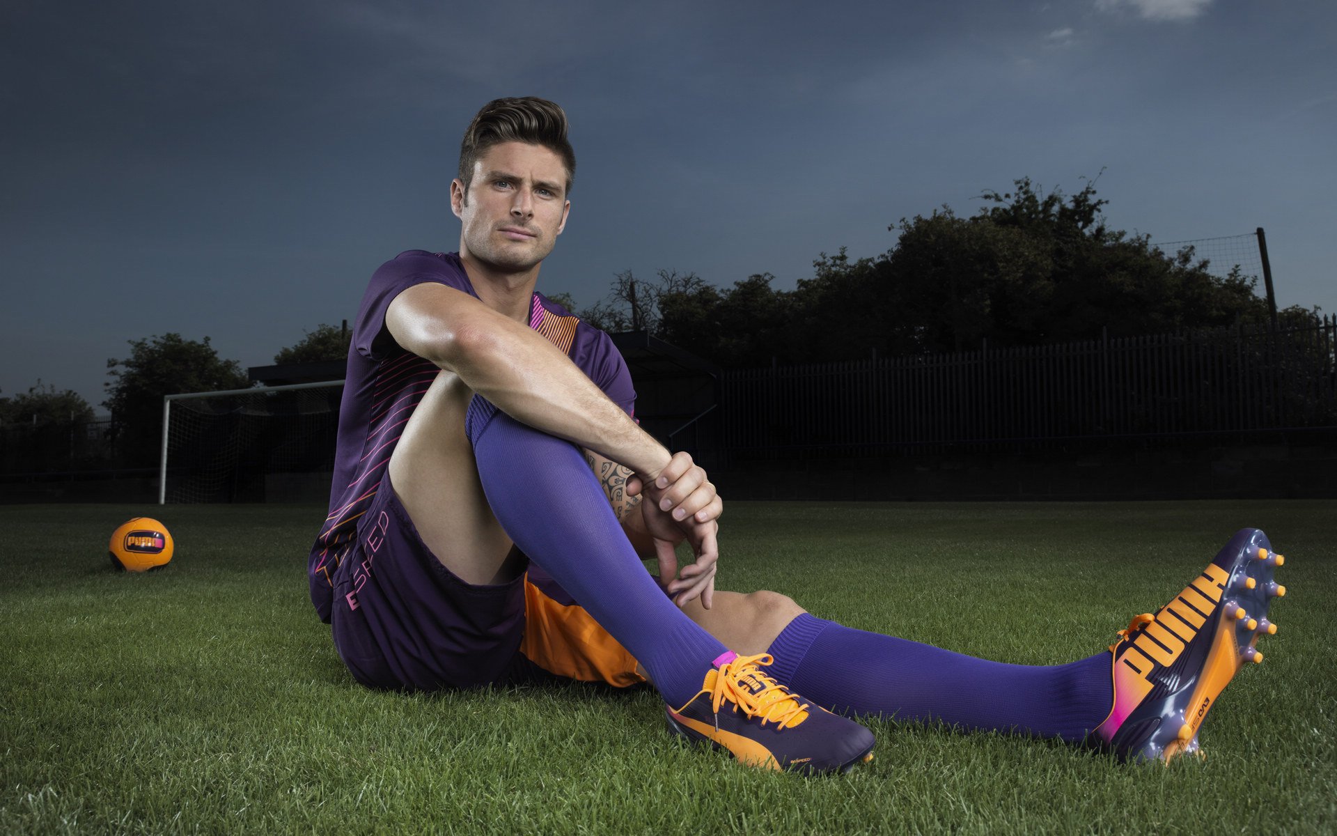 突尼斯奇迹夜，萨卡在年度焦点战中接管比赛